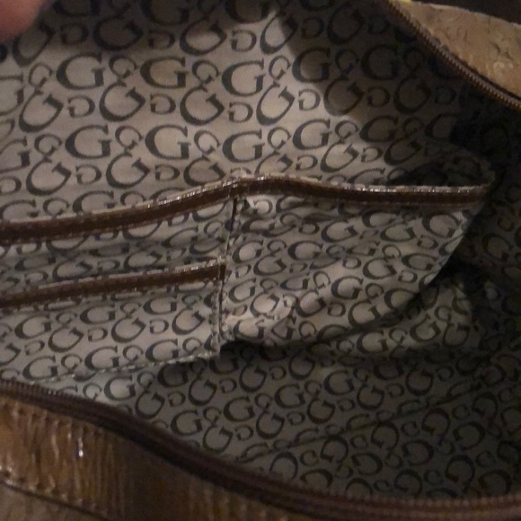 Guess Signature brown bag with patent trim - Picture 4 of 8